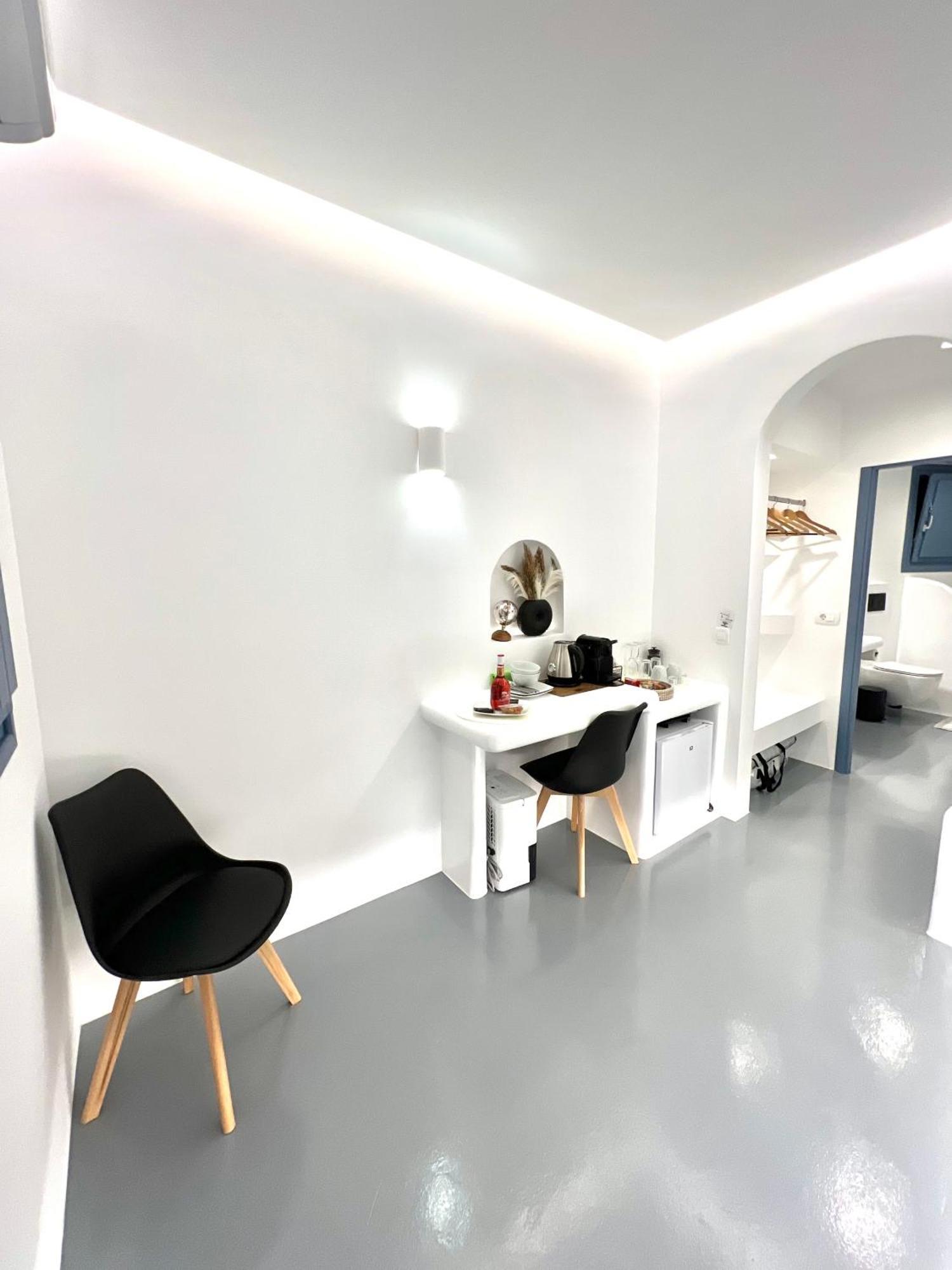 Oinos Luxury Suites Foinikiá Extérieur photo